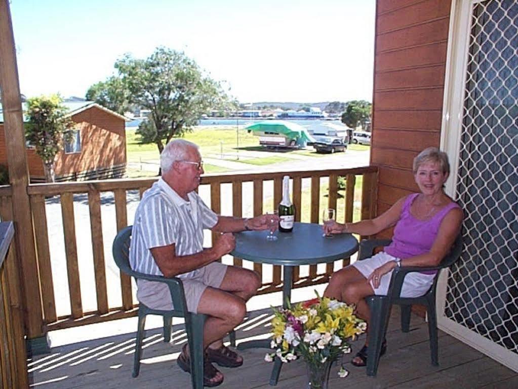 Big4 Batemans Bay At Easts Riverside Holiday Park Exteriör bild